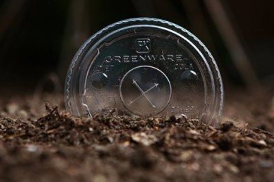 putting-the-lid-on-waste